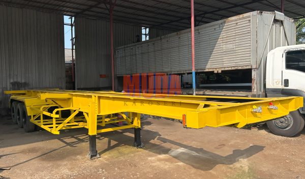 Skeletal Trailer 40 Feet