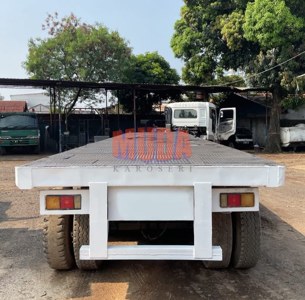 Flatbed Trailer 40 Feet - Image 4